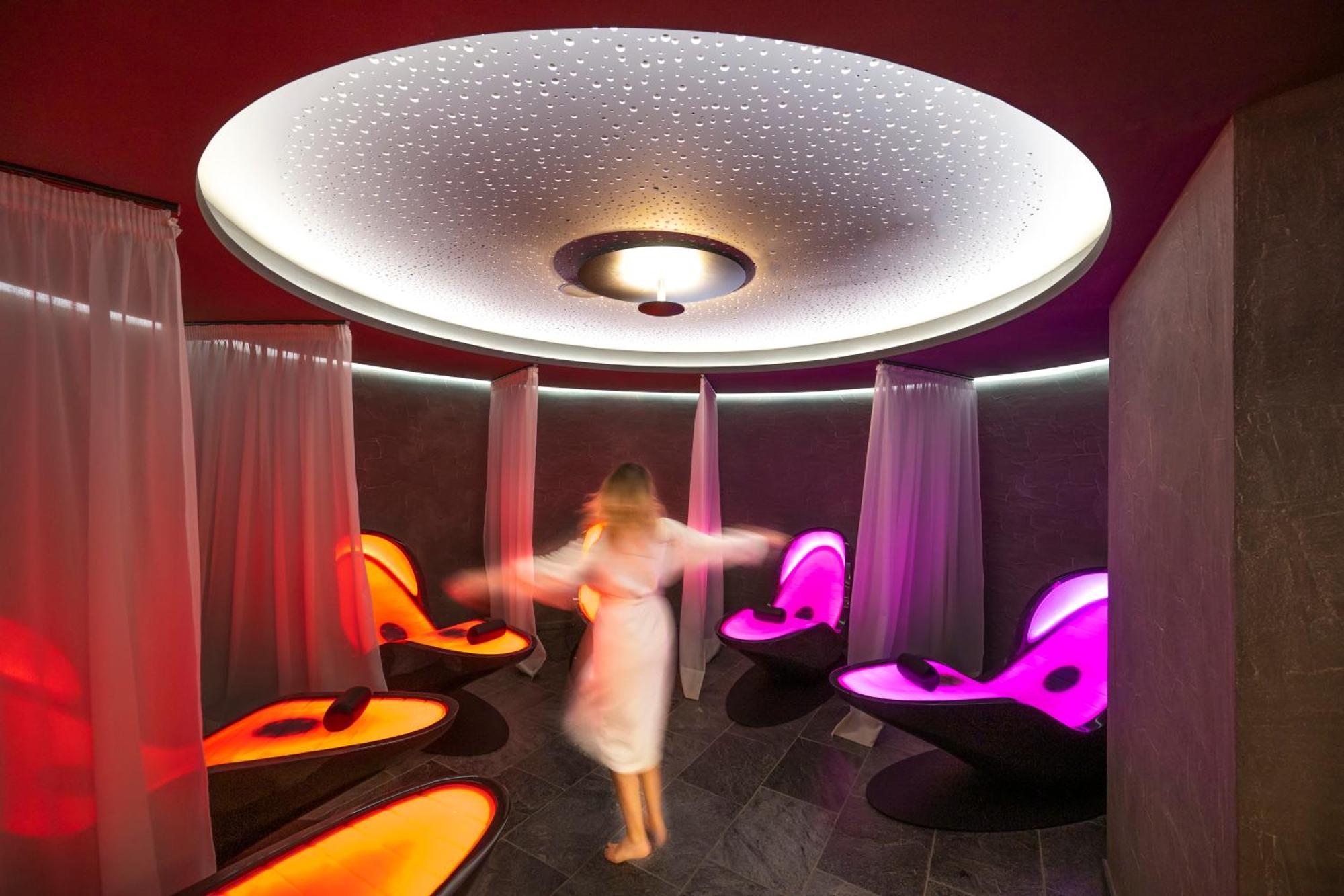 Ciampedie Luxury Alpine Spa Hotel فيغو دي فاسا المظهر الخارجي الصورة