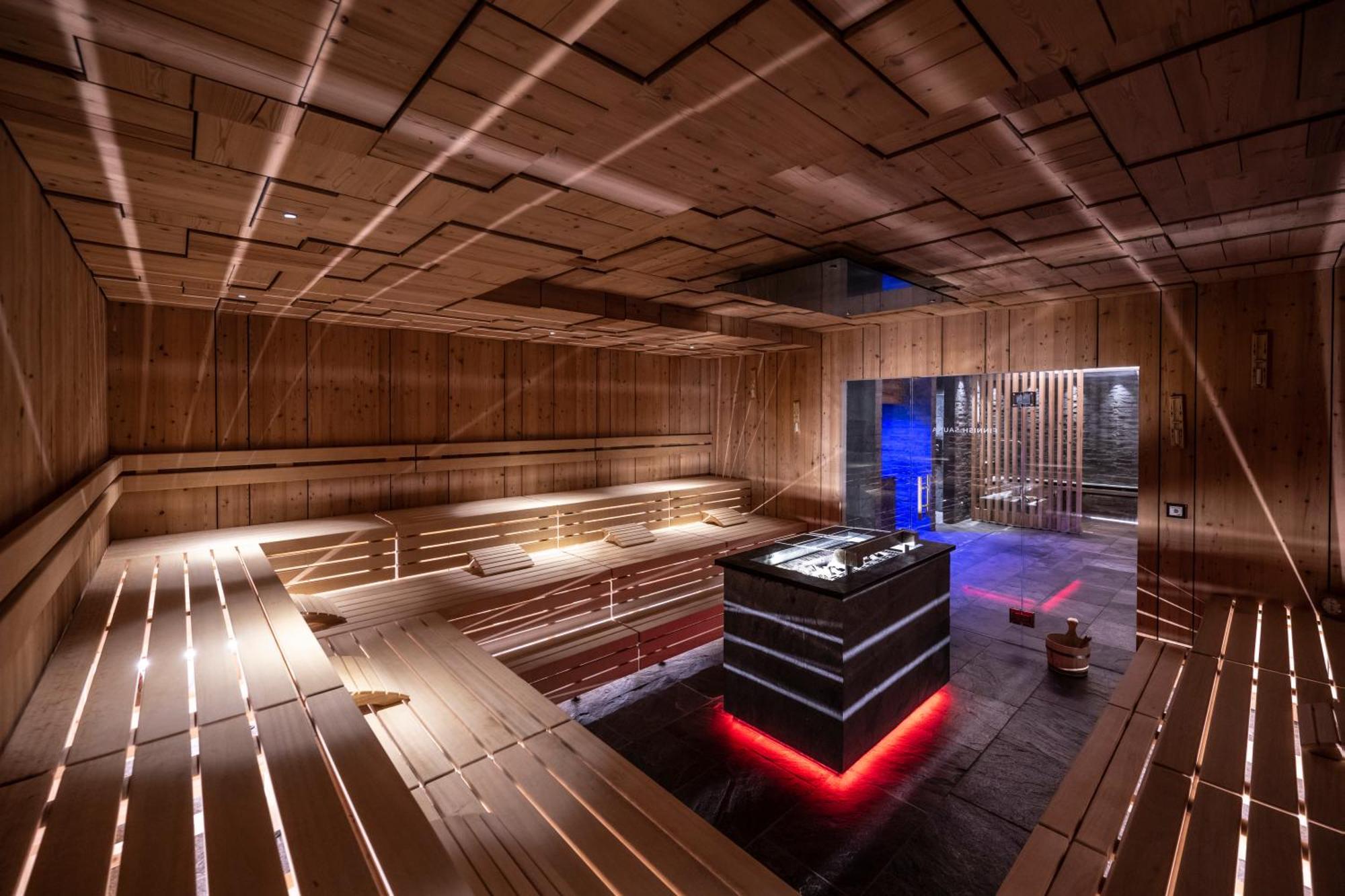 Ciampedie Luxury Alpine Spa Hotel فيغو دي فاسا المظهر الخارجي الصورة