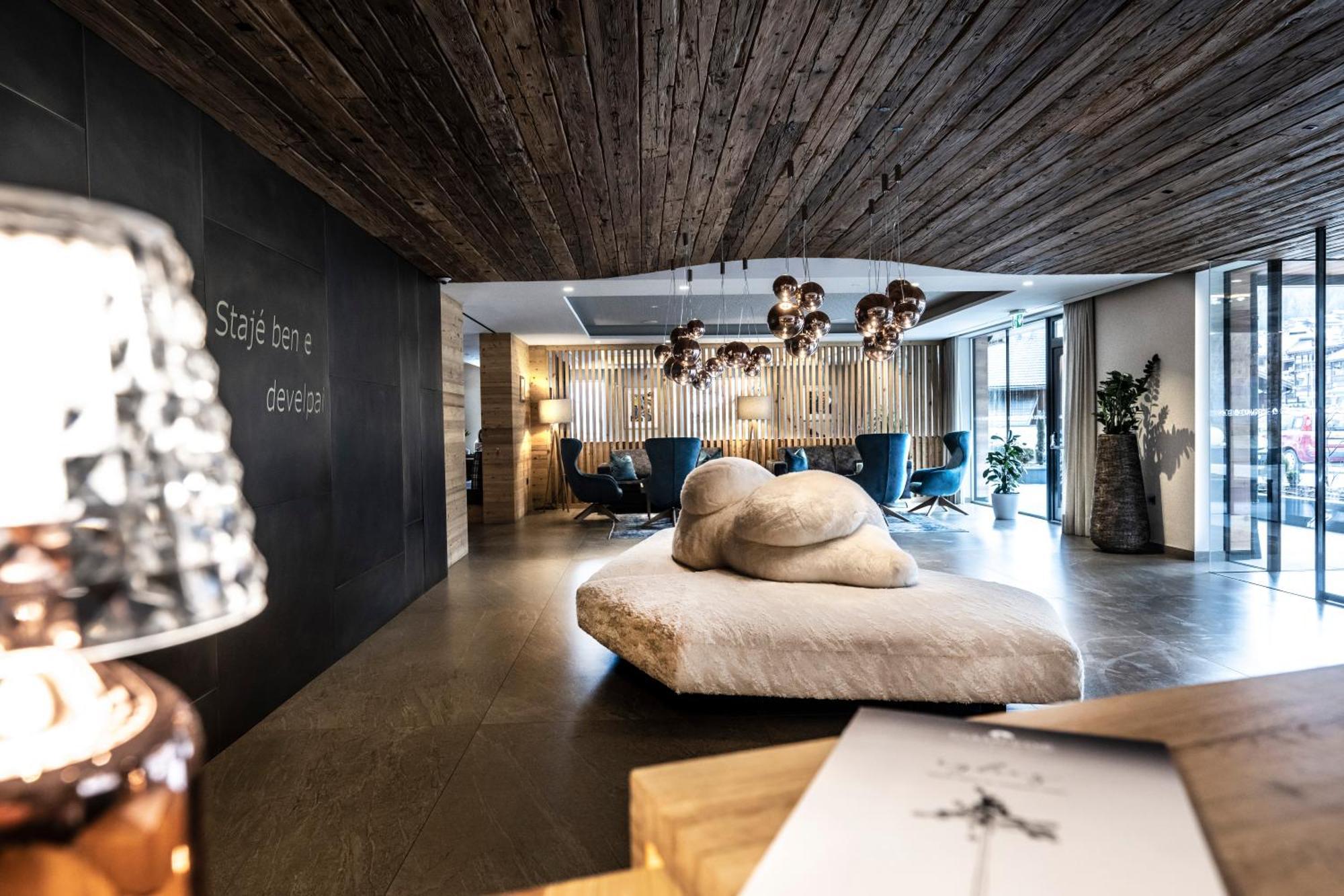 Ciampedie Luxury Alpine Spa Hotel فيغو دي فاسا المظهر الخارجي الصورة