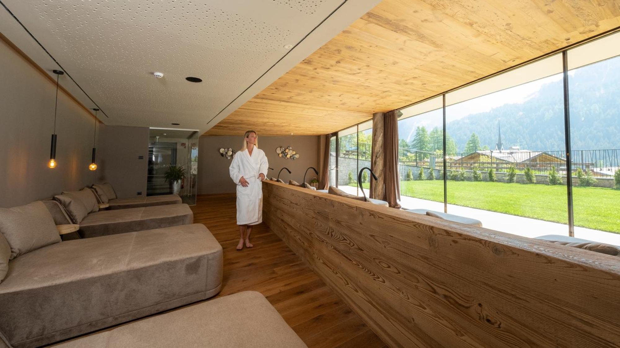 Ciampedie Luxury Alpine Spa Hotel فيغو دي فاسا المظهر الخارجي الصورة