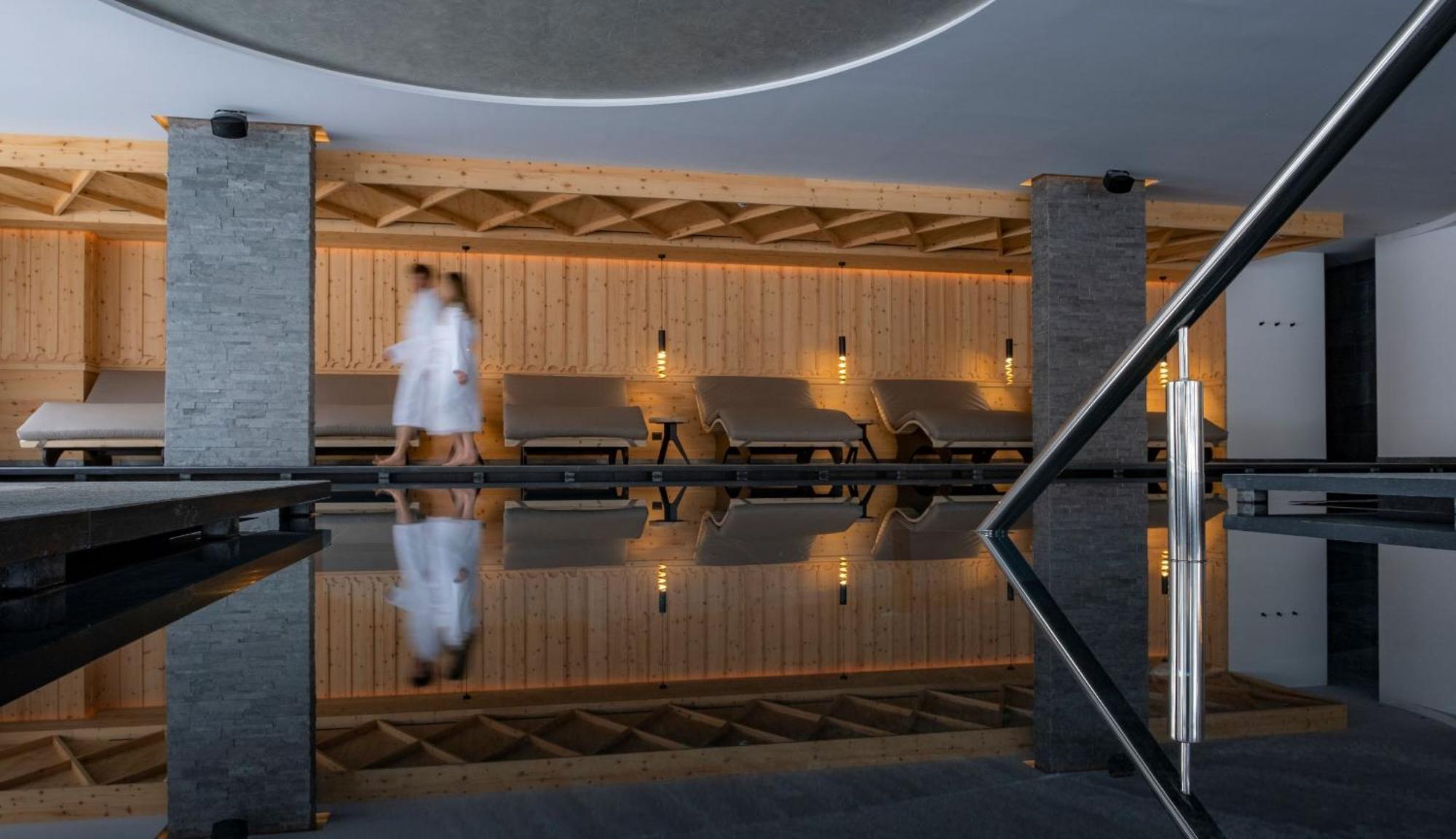 Ciampedie Luxury Alpine Spa Hotel فيغو دي فاسا المظهر الخارجي الصورة